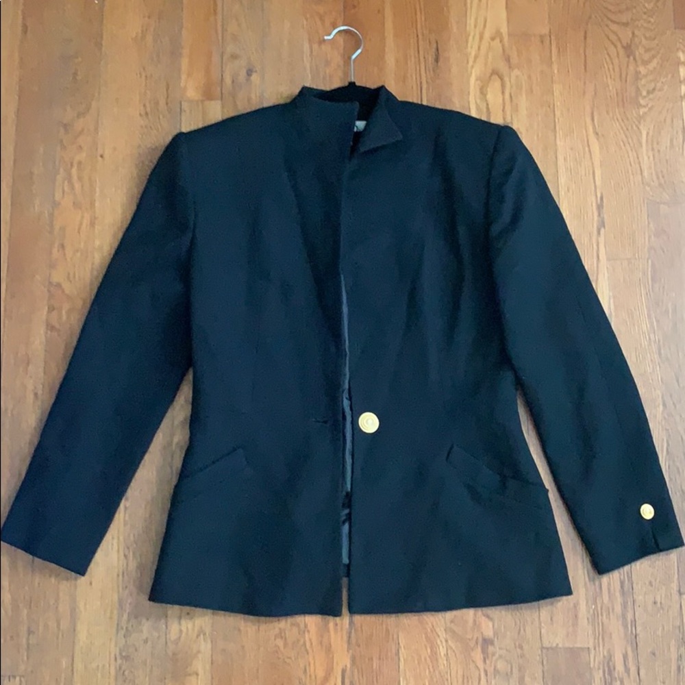 Women’s black Vintage Christian Dior Blazer Size 6